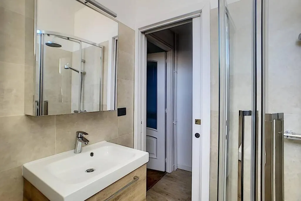Beautiful Accommodation In The French Riviera Nice